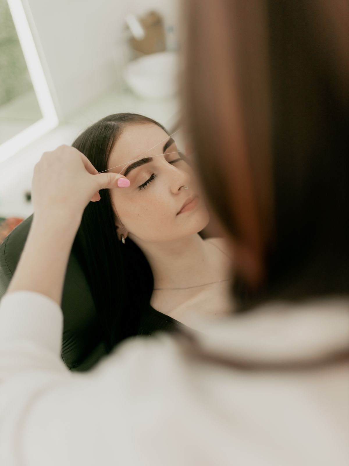 Lamination de sourcils brow lift avec teinture